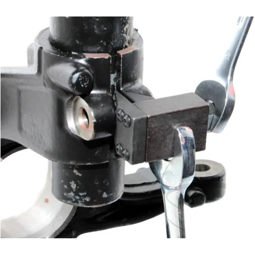 Universal Spreader for Shock Absorbers and Control Arms_1