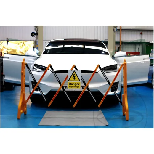 Foldable Plastic Barrier for Hybrid & Electric Vehicles_1