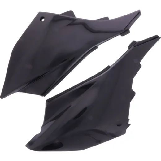 Side panel black