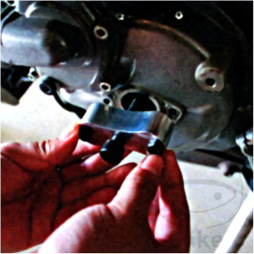 Puller for side cap JMP for: Ducati Monster, Supersport, 916_1