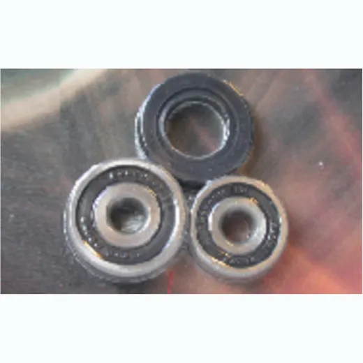 PIVOT WORKS Front Wheel Bearings And Seals Kit