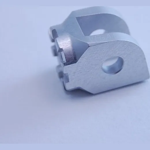 Adjustable joint adaptor