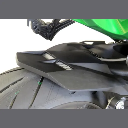 Rear hugger - carbon look for: KAWASAKI Ninja H2 SX/SE ZXT02A