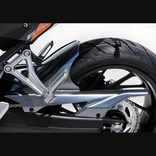 Rear hugger - silver for: HONDA CB650F RC97