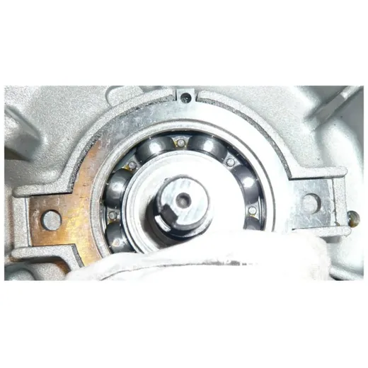 Cluster Circlip bearing crankshaft SIP, clutch side for Vespa 125 VNA-TS, 150 VBA-T4, 160 GS, 180 SS, Rally, PX80-200, PE 45553