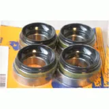 PIVOT WORKS Front Wheel Bearings And Seals Kit for YFM600GRIZZLY, YFM660GRIZZLY