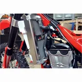 AXP Kühlerschutz aus Aluminium - für: Beta RR350 für RR3504TENDURO, RR3904TENDURO, RR4304TENDURO AXP Kühlerschutz aus Aluminium - für: Beta RR350 für RR3504TENDURO, RR3904TENDURO, RR4304TENDURO
