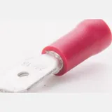 Flat connection for wire cross section 0,5-1,5 mm², plug width 6,3 mm, partial isolation, rot, 100 pieces