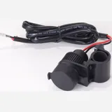 Ladegerät USB Doppeleinbausteckdose mit Spannungswandler und Abdeckung 12 V=/5V=,3,3A Ladestrom