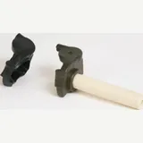 Lenkergriff Gasdrehgriff für ATV+MX aus Alu mit Gummischutz, Kurzhub 90°, schwarz. Lenkergriff Gasdrehgriff für ATV+MX aus Alu mit Gummischutz, Kurzhub 90°, schwarz.