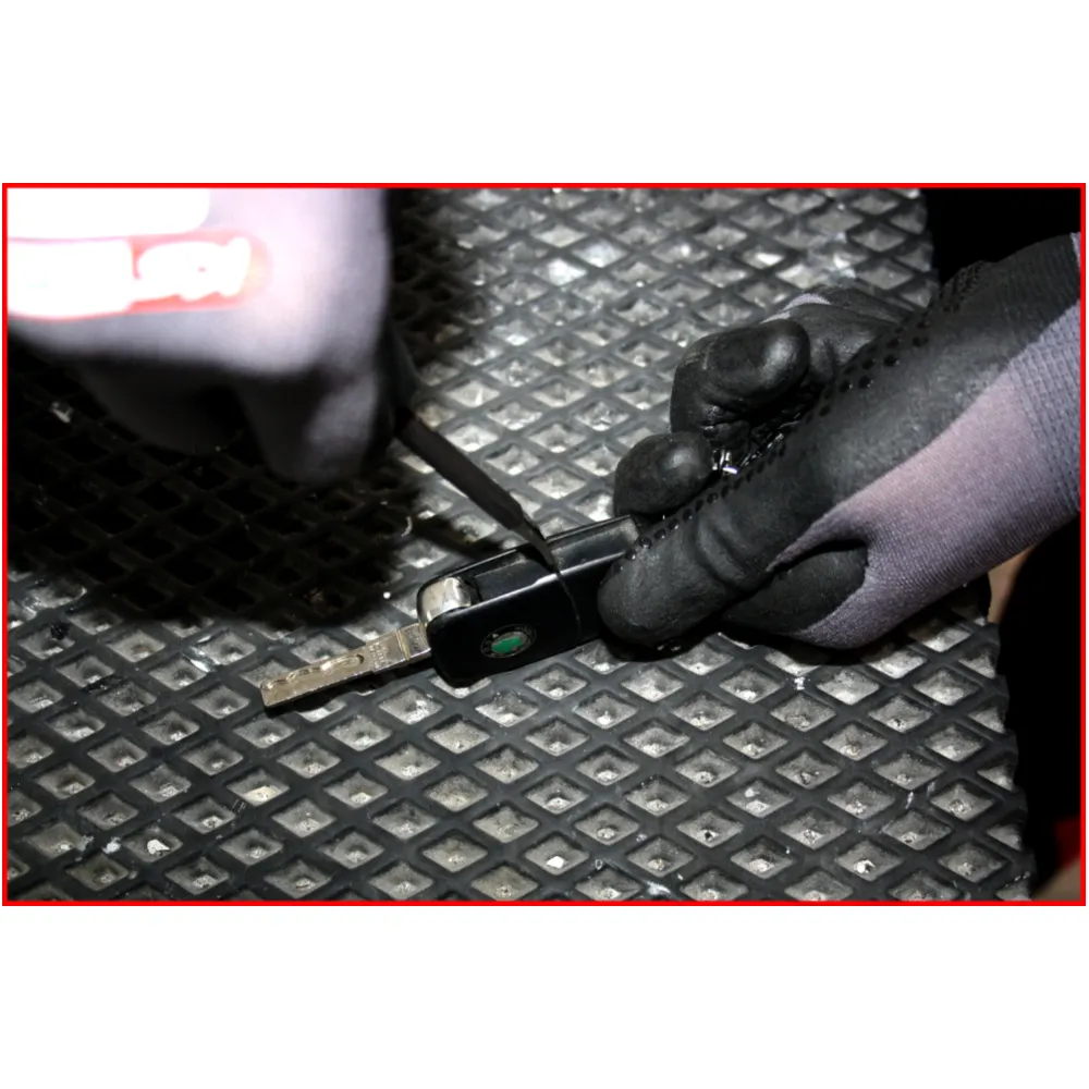 Precision Lever Tool 3.4x5.5 mm for Motorcycles_0