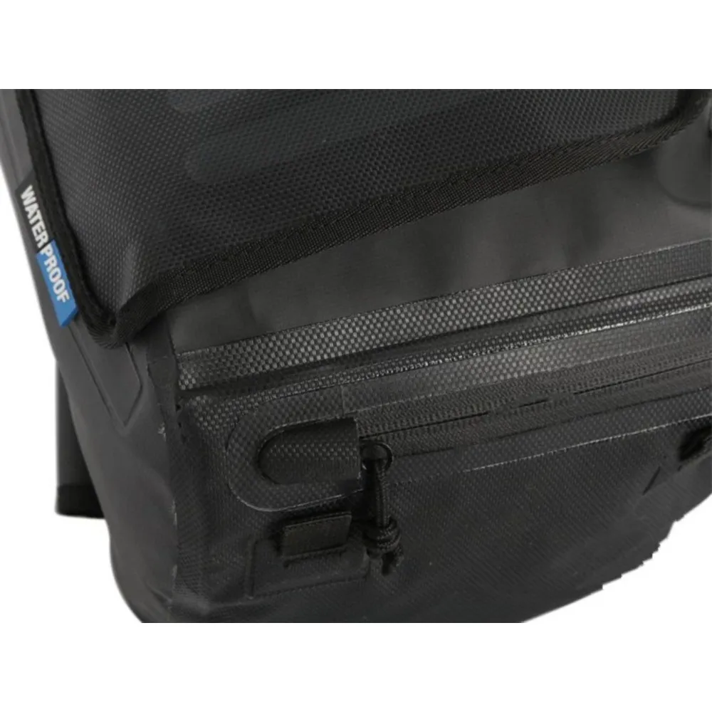 Tank rucksack black 13l shad_2