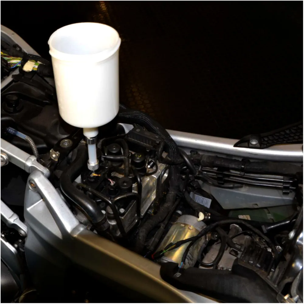 Brake fluid filler - JMP for BMW with abs_0