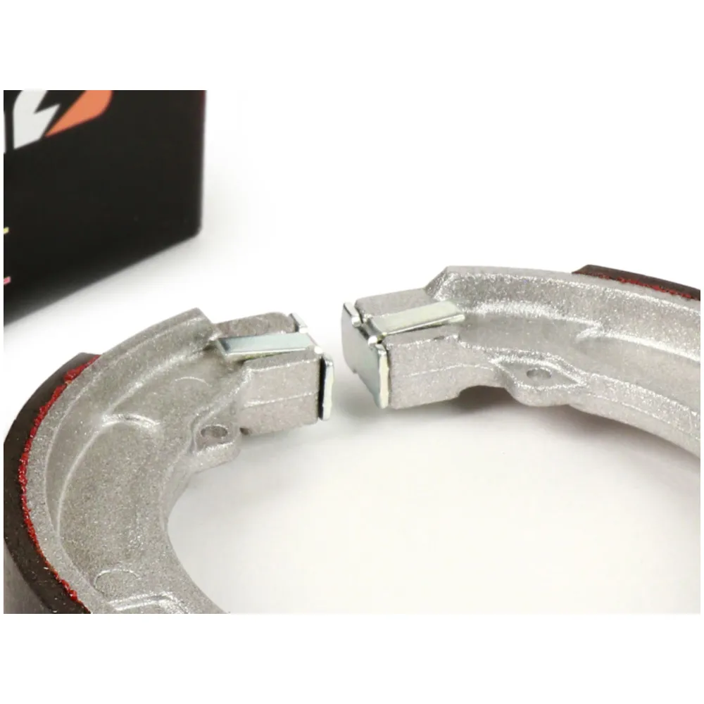 Brake shoes -BGM PRO Ø=135x20mm- VESPA V50 (r) - 9 inch 5206_3