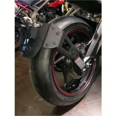 ACCESS DESIGN Kennzeichenhalter auf Radhöhe schwarz für: Triumph Street Triple 800 für DAYTONA675, STREETTRIPLE660SA2, STREETTRIPLE675
