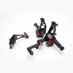 GILLES TOOLING RCT10GT Einstellbare Fußrastenanlage Schwarz für: Ducati 848/1100 Streetfighter für 848STREETFIGHTER