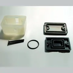 Master cylinder reservoir kit RVR102